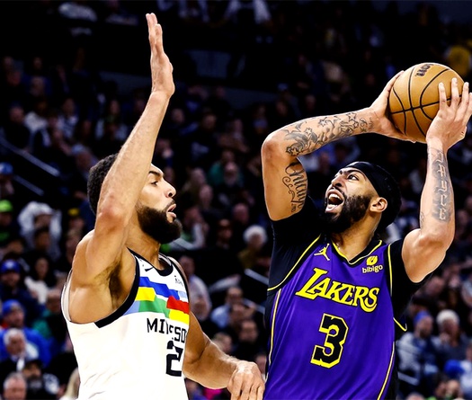 Anthony Davis nén đau gánh đội, Los Angeles Lakers thắng trận “quan trọng nhất mùa giải"