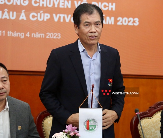 PCT Liên đoàn bóng chuyền Trần Đức Phấn đánh giá về sự cố trọng tài Cúp Hùng Vương 2023