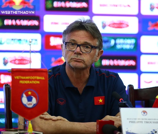 HLV Troussier sẵn sàng gạt cầu thủ giỏi khỏi U22 Việt Nam dự SEA Games 32