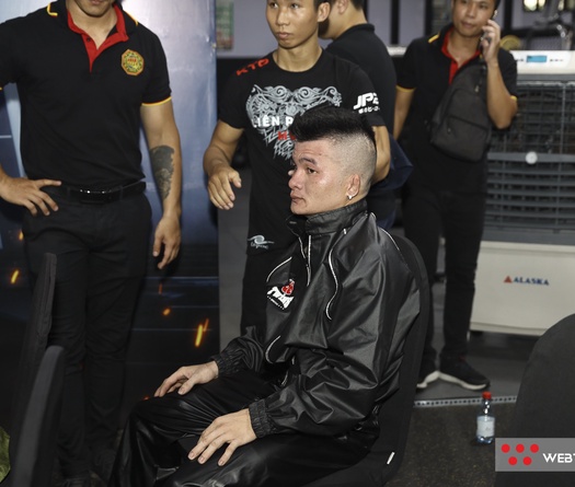 LION Championship 05: Phạm Ngọc Cảnh lố cân, mất 20% tiền thưởng cho đối thủ