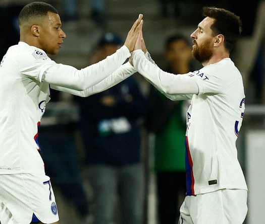 Mbappe và Messi lập công, PSG tiến gần hơn đến ngôi vô địch
