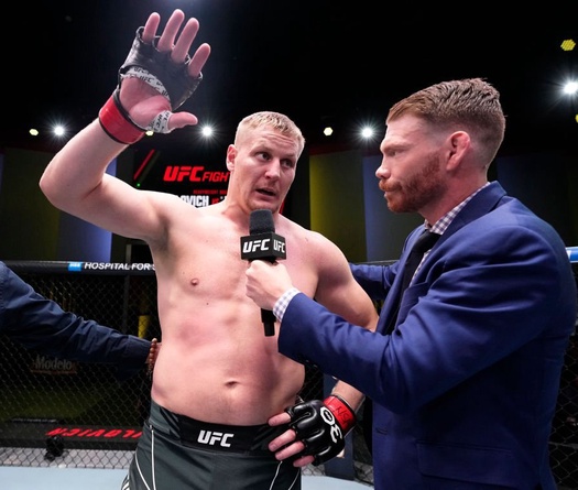 Sergei Pavlovich lập kỉ lục tại UFC: Ăn, ngủ, nghỉ và chờ đợi Jon Jones