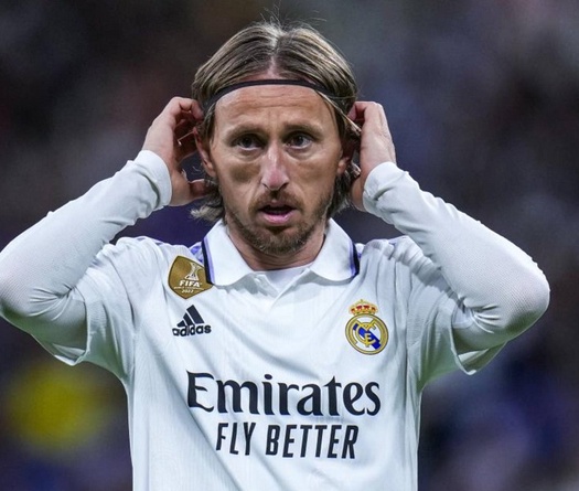 Real Madrid nhận tin sốc về Modric trước trận gặp Man City