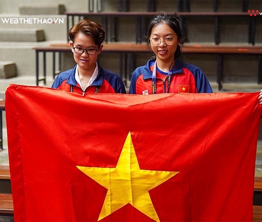 2 nữ kỳ thủ Việt Nam nói gì về tấm HCV đầu tiên tại SEA Games 32?
