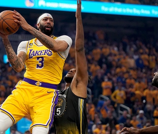 Anthony Davis rực sáng, Golden State Warriors lại mất game 1 tại Playoffs năm nay