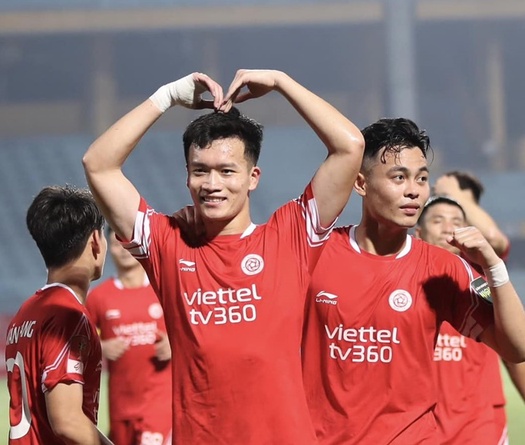 Hoàng Đức 2 lần "xé lưới" Đặng Văn Lâm, Viettel tìm lại niềm vui chiến thắng