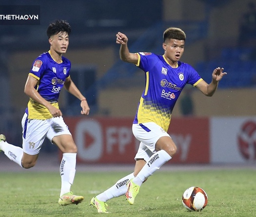 Cầu thủ U22 Việt Nam sau SEA Games 32: Ra sân nhiều hơn ở V.League nhưng ít dấu ấn