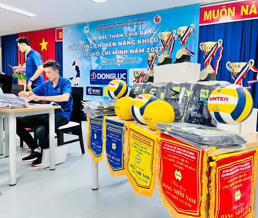 Khởi tranh Giải bóng chuyền Năng khiếu và Trẻ Tp.Hồ Chí Minh năm 2023