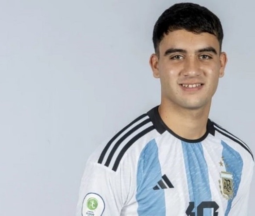 Argentina gọi thêm một cầu thủ từ châu Âu cho chuyến du đấu châu Á