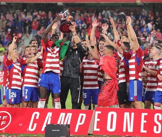 Danh sách các đội lên - xuống hạng La Liga 2023/2024