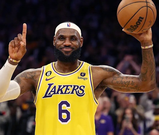 Giới chuyên gia không ai tin vào khả năng giải nghệ của LeBron James?