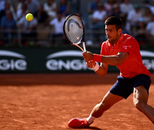 Ngược dòng vào bán kết Roland Garros, Novak Djokovic thiết lập những thống kê ấn tượng