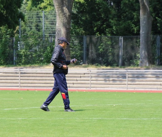 Vừa đến châu Âu, HLV Mai Đức Chung đưa ra yêu cầu "cực gắt" cho tuyển nữ Việt Nam 