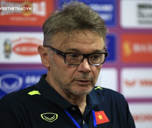 Trăn trở của HLV Troussier sau chiến thắng trước Syria