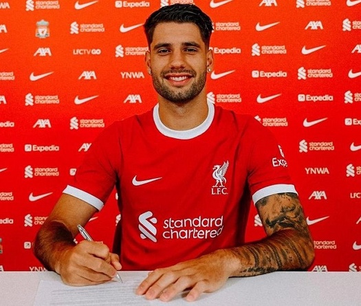 Szoboszlai đến Liverpool và nhận áo số 8 huyền thoại