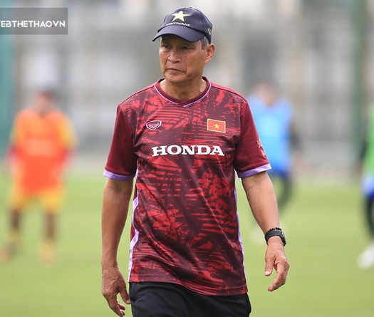 HLV Mai Đức Chung muốn tuyển nữ Việt Nam thoải mái khi đấu với Mỹ