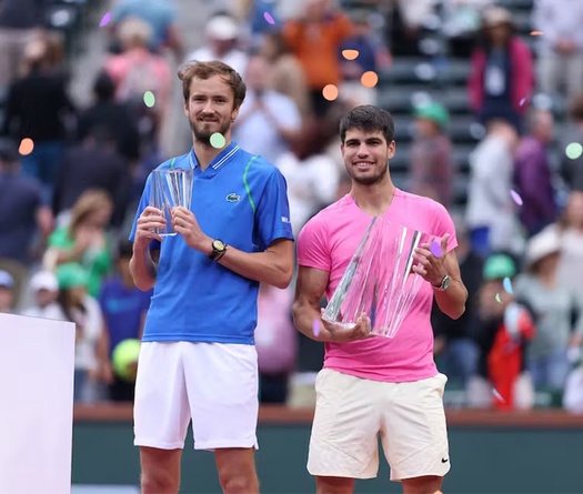 Lịch thi đấu bán kết Wimbledon 2023: Alcaraz vs Medvedev