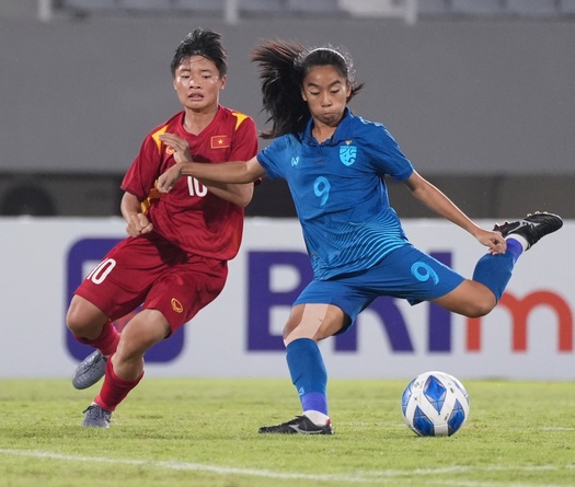 U19 nữ Việt Nam thua Thái Lan ở chung kết U19 nữ Đông Nam Á, HLV Akira nhận trách nhiệm