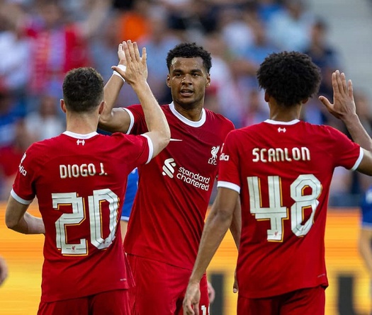 Kết quả Liverpool vs Karlsruher: Jota ghi 2 bàn liên tiếp ở phút bù giờ