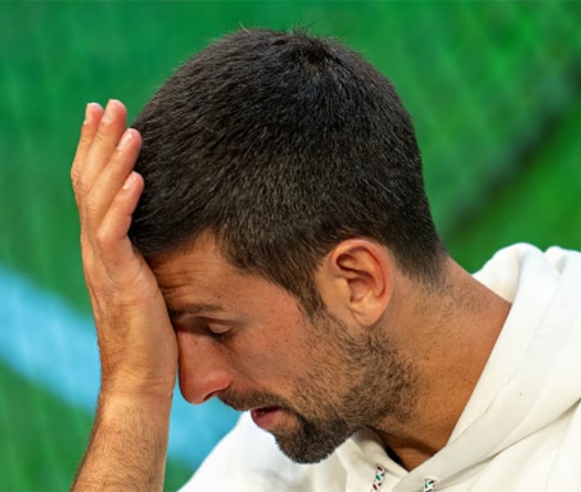 Djokovic nhận án phạt kỷ lục vì hành vi đập vợt tại chung kết Wimbledon 2023