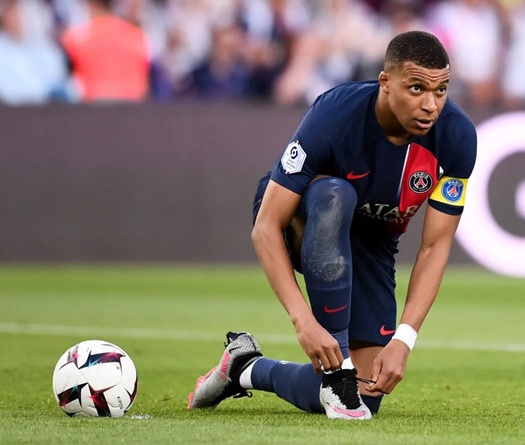 PSG chính thức rao bán Mbappe, nhưng với giá bao nhiêu?