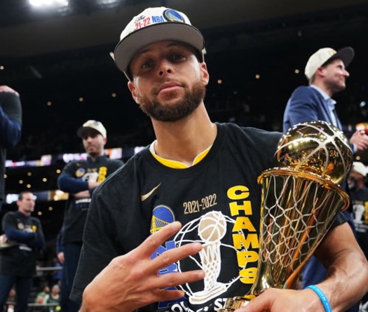Stephen Curry nói gì về khả năng chia tay sự nghiệp bóng rổ lẫy lừng tại NBA?