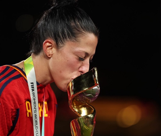 Trớ trêu: Nhà vô địch thế giới Tây Ban Nha không có cầu thủ để triệu tập