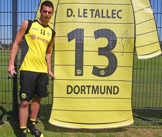 CLB Hà Nội chơi lớn: Mua cựu cầu thủ Dortmund, từng vô địch Bundesliga