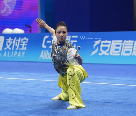 Dương Thúy Vi chia tay ASIAD 19 đầy tiếc nuối với bài Thương thuật 