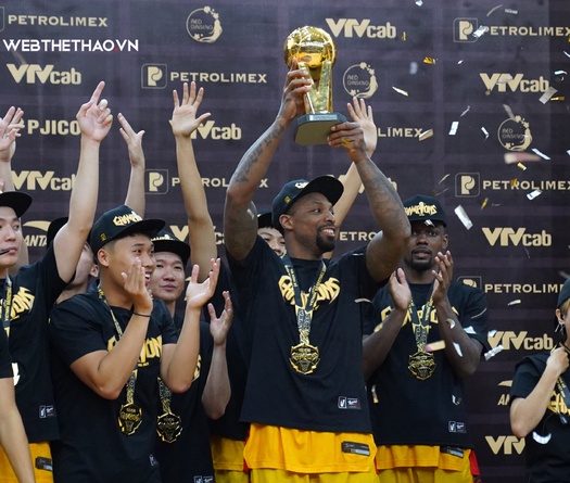 Dẫn đầu Saigon Heat đến ngôi vô địch lịch sử, Kentrell Barkley trở thành VBA Finals MVP 2023