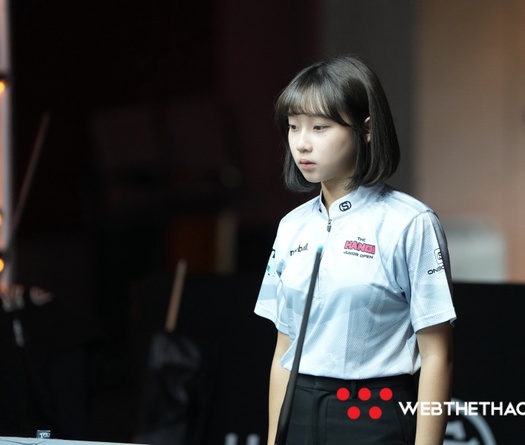 Nữ cơ thủ xinh như "Thiên thần nhỏ" gây bất ngờ tại Hanoi Junior Open 2023