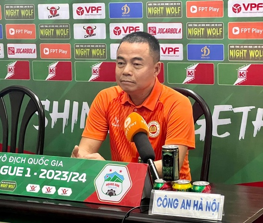 HLV Trần Tiến Đại không còn "bỏ" họp báo, thừa nhận CAHN may mắn vô địch V.League 2023