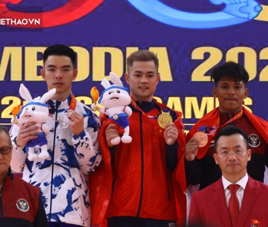 Ứng viên Cúp Chiến thắng 2023: Lực sĩ Lại Gia Thành lặng lẽ chinh phục và độc chiếm “đỉnh” thế giới