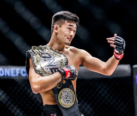 ONE Championship “xóa sổ” bảng xếp hạng, ĐKVĐ Christian Lee bao giờ trở lại?