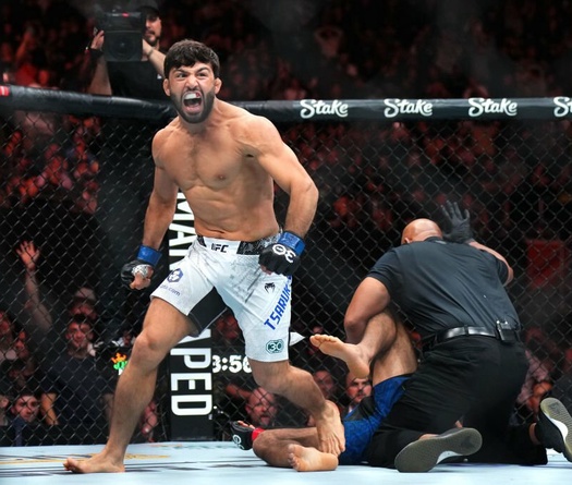 Kết quả UFC: Arman Tsarukyan knockout Beneil Dariush giữa cơn mưa tiền thưởng