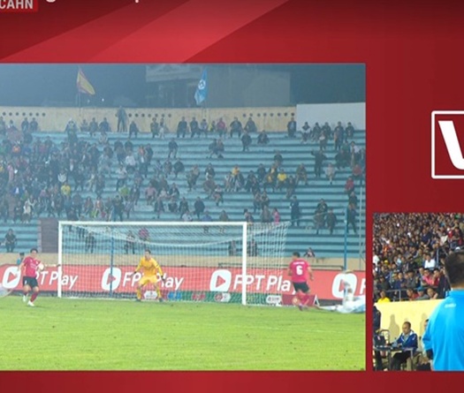 Quang Hải lại ghi bàn, VAR vào cuộc, CAHN rơi chiến thắng phút bù giờ