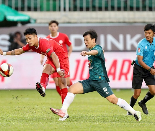 HAGL đứng bét bảng V.League: Thanh xuân đã trôi qua nhưng vẫn chỉ dành đua trụ hạng