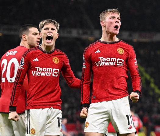 Kỷ lục ngược dòng vô tiền khoáng hậu mà MU đạt được ở Ngoại hạng Anh