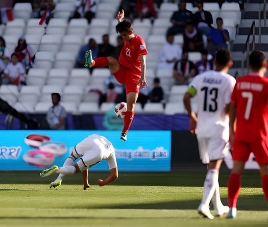 Tuyển Việt Nam rời Asian Cup 2023 với kỷ lục buồn về thẻ đỏ, phạt đền