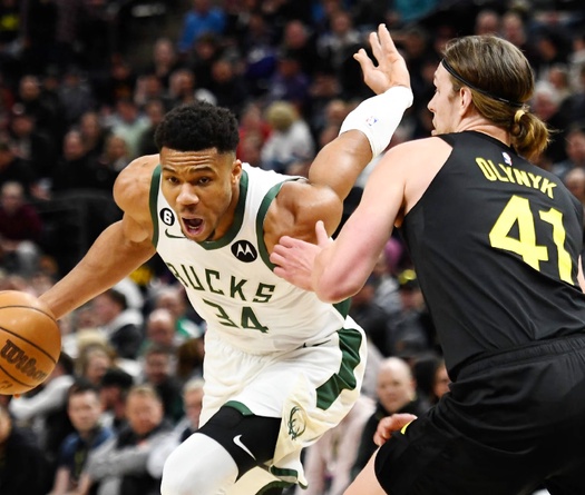 Nhận định bóng rổ NBA - Milwaukee Bucks vs Utah Jazz ngày 05/02: Chờ Giannis bùng nổ