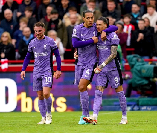 Kết quả Brentford vs Liverpool: Salah trở lại và lập công