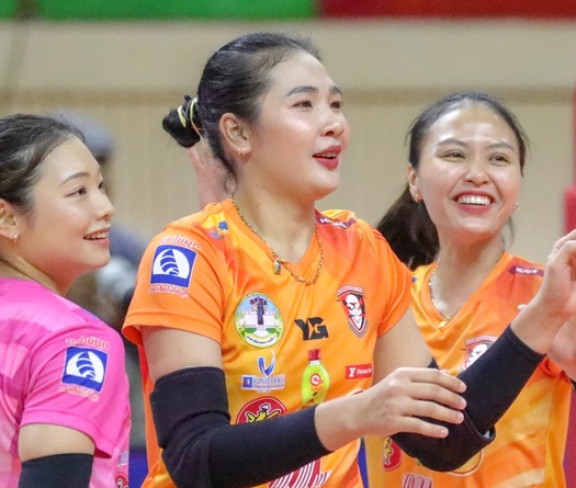 Ngôi sao ghi điểm số 1 giải bóng chuyền Thái Lan không thể trở lại Việt Nam thi đấu