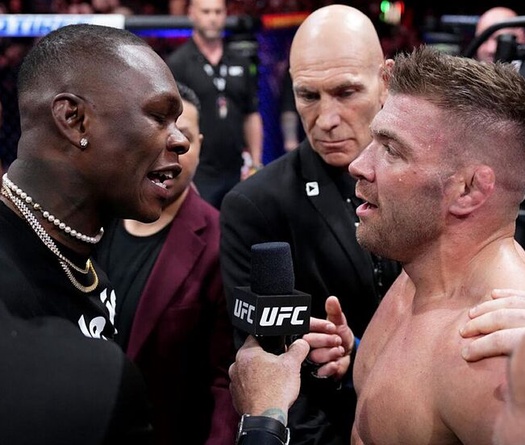 Israel Adesanya nói về việc Dricus Du Plessis từ chối kèo tại UFC 300
