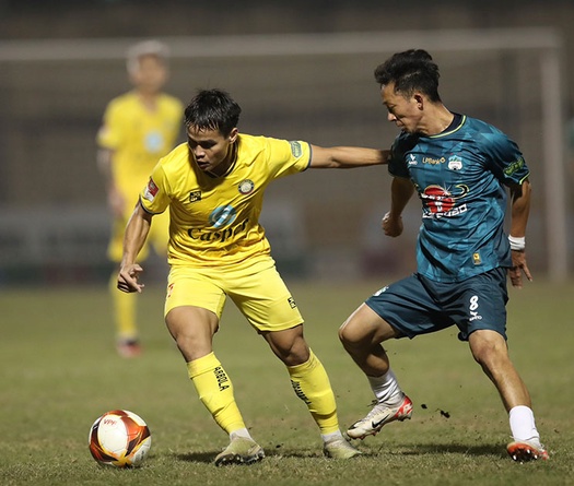 Bóng đá ân tình có xuất hiện ở trận HAGL vs TPHCM?