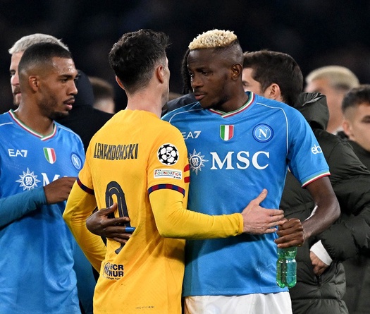 Đội hình dự kiến Barcelona vs Napoli: Lewandowski đụng độ Osimhen