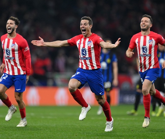 Atletico vào tứ kết Champions League khiến... Barca gặp khó