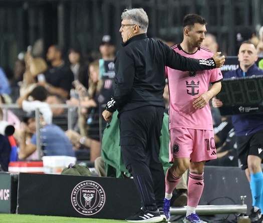 Vì sao Messi được thay ra sau 50 phút ở trận Inter Miami thắng Nashville?