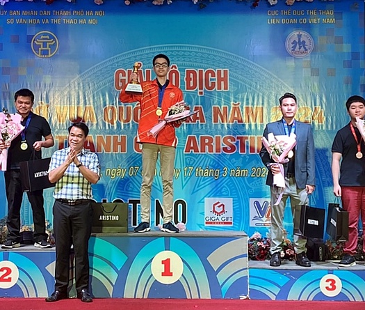 Bành Gia Huy vô địch quốc gia cờ tiêu chuẩn ở độ tuổi trẻ hơn Lê Quang Liêm