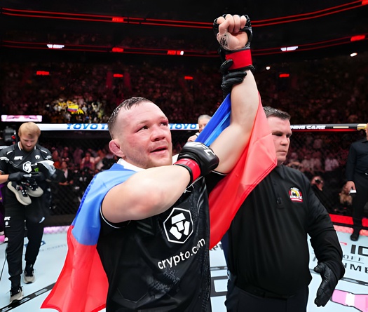 Petr Yan nhập hội đa chấn thương sau UFC 299