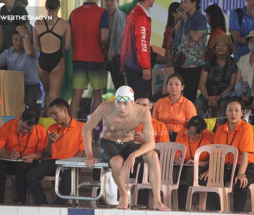 VĐV vừa xuất viện hơn 1 tuần đã giành HCV và phá kỷ lục ở giải Bơi VĐQG bể 25m